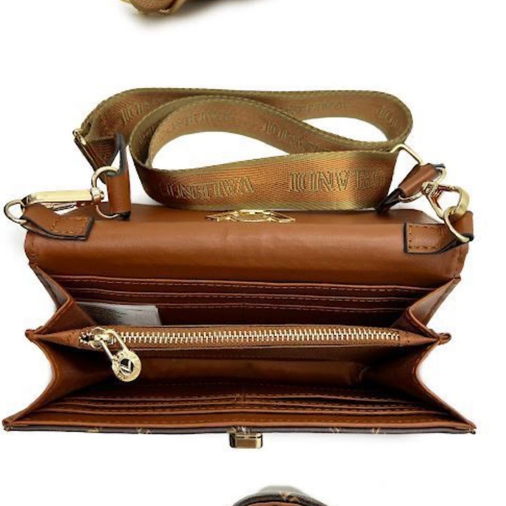 Valentino Orlandi Crossbody with Large "V" Lock and Branded
Strap(V-3002 - Picture 4 of 5